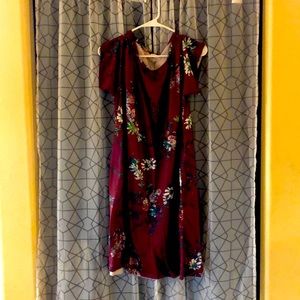 On/off the shoulder dress or long shirt!